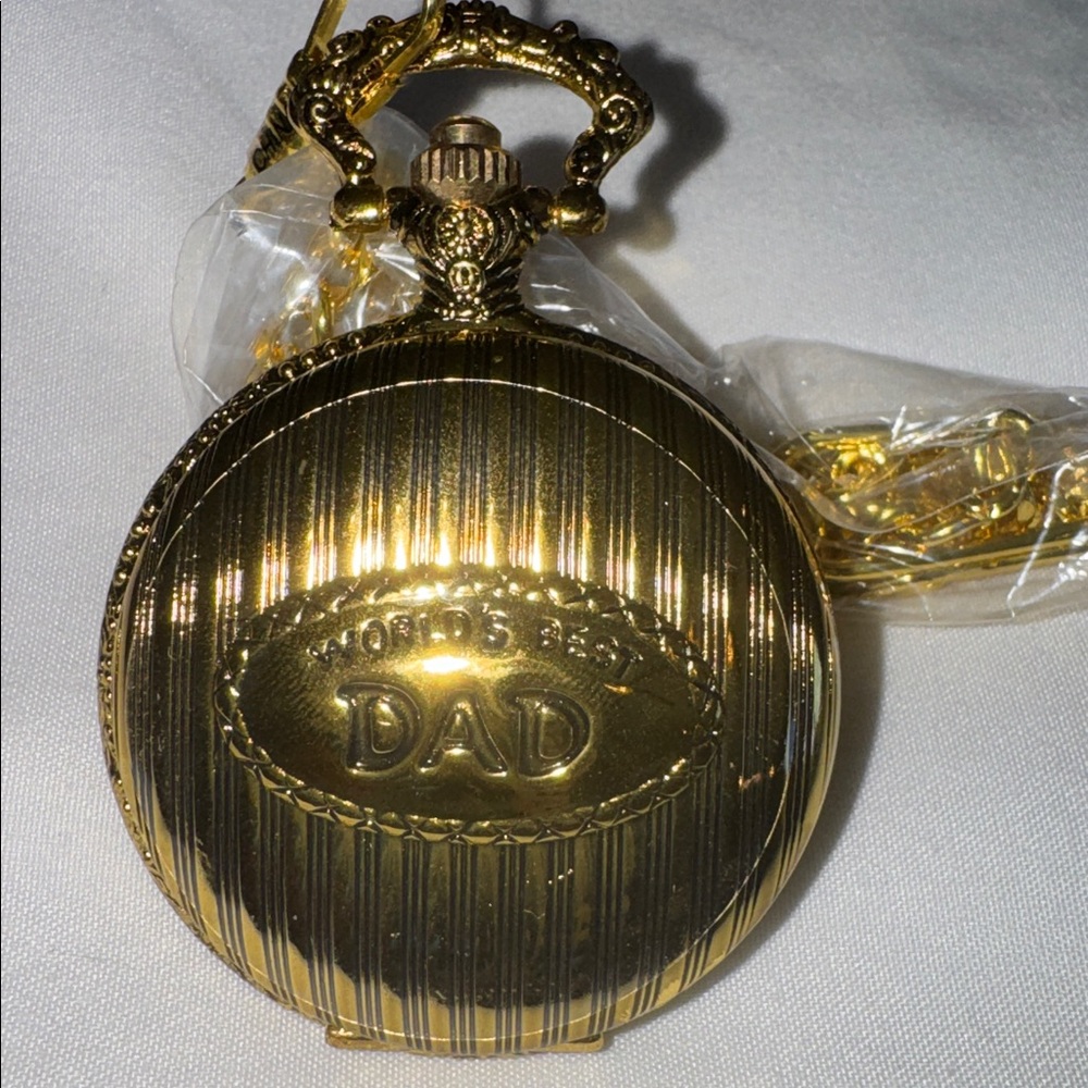 World's best Dad pocket watch with chain pewter case 3 hand movement white dial - Picture 4 of 8